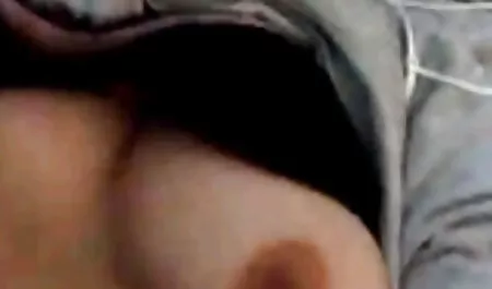 ホーム最初の噴水の鋳造 綺麗 な 女 の セックス 動画