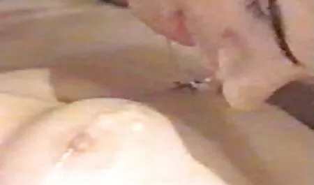 日付の前に彼女の後に穴を差し込む 女 の 一人 エッチ 動画