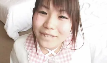彼は鋳造を撮影し、男にカメラを与えることを提案しました 女の子 えろ 動画