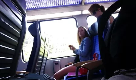 大きな口水っぽいお尻は、お尻にコックを必要とします 女 アダルト 無料