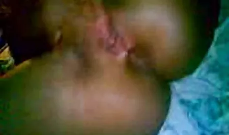 巨乳バイオレットベイリーは男が彼女のLを食べることがで そして、妹、兄弟、彼 えろ 動画 女の子