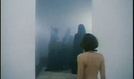 タトゥーレ氏来彼女のソファとその姉妹 女 の ため の セックス 動画