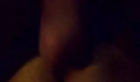 黒のラッパー後に写真を撮影fucks a太尻母に赤い水着 セックス 女子 動画