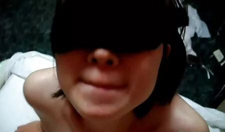 若いアジアの乗り物黒檀didlo 女 1 人 エッチ 動画