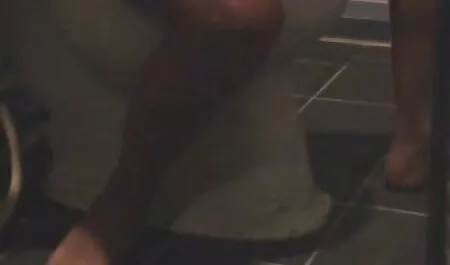 温泉blowjob後性マッサージ h な 動画 女性