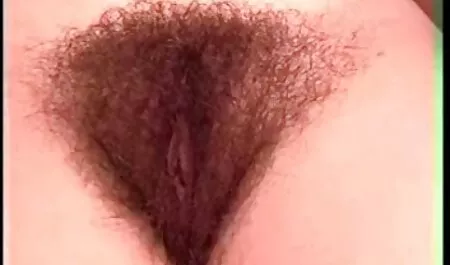 大tittedアンジェラ白がお尻クソのベッド エロ 動画 女性 安心