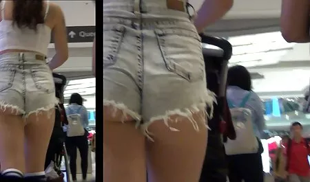 金髪は彼女のイブニングドレスを脱いだので情熱的な肛門 女性 安心 エロ